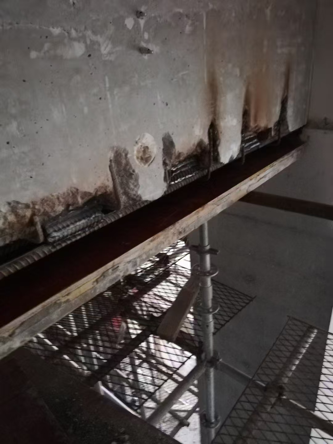 巴彦淖尔梁钢筋少了怎么加固
